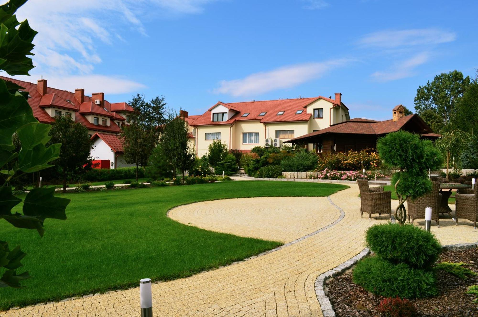 Hotel Panorama Ostrowiec Świętokrzyski المظهر الخارجي الصورة