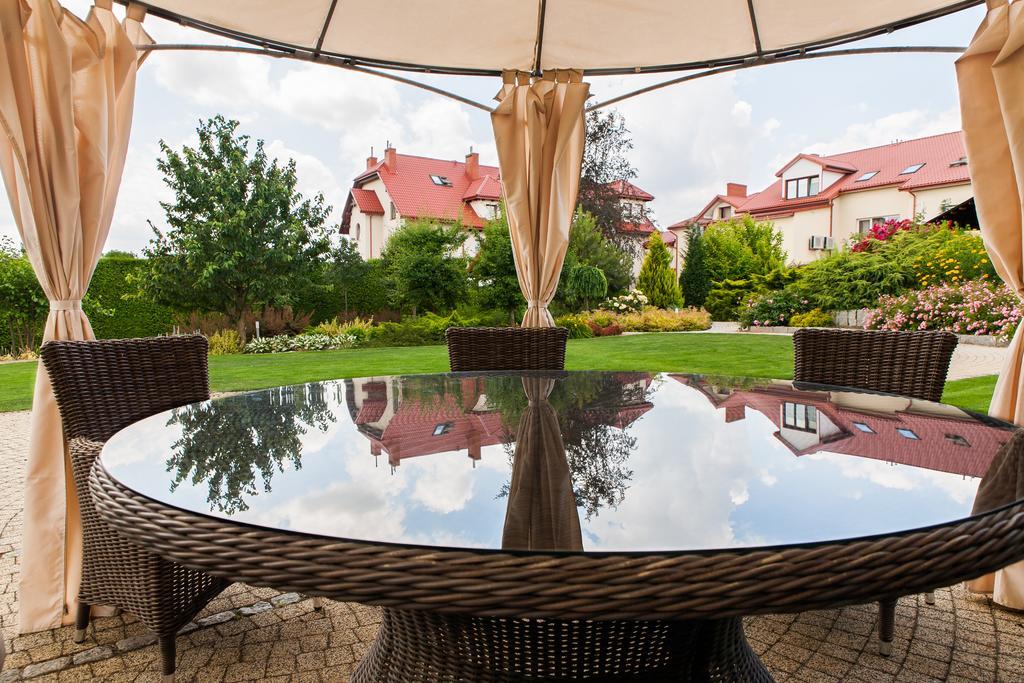 Hotel Panorama Ostrowiec Świętokrzyski المظهر الخارجي الصورة