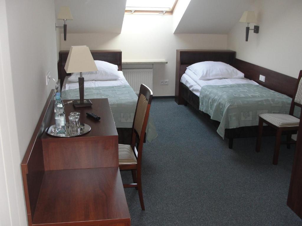 Hotel Panorama Ostrowiec Świętokrzyski المظهر الخارجي الصورة