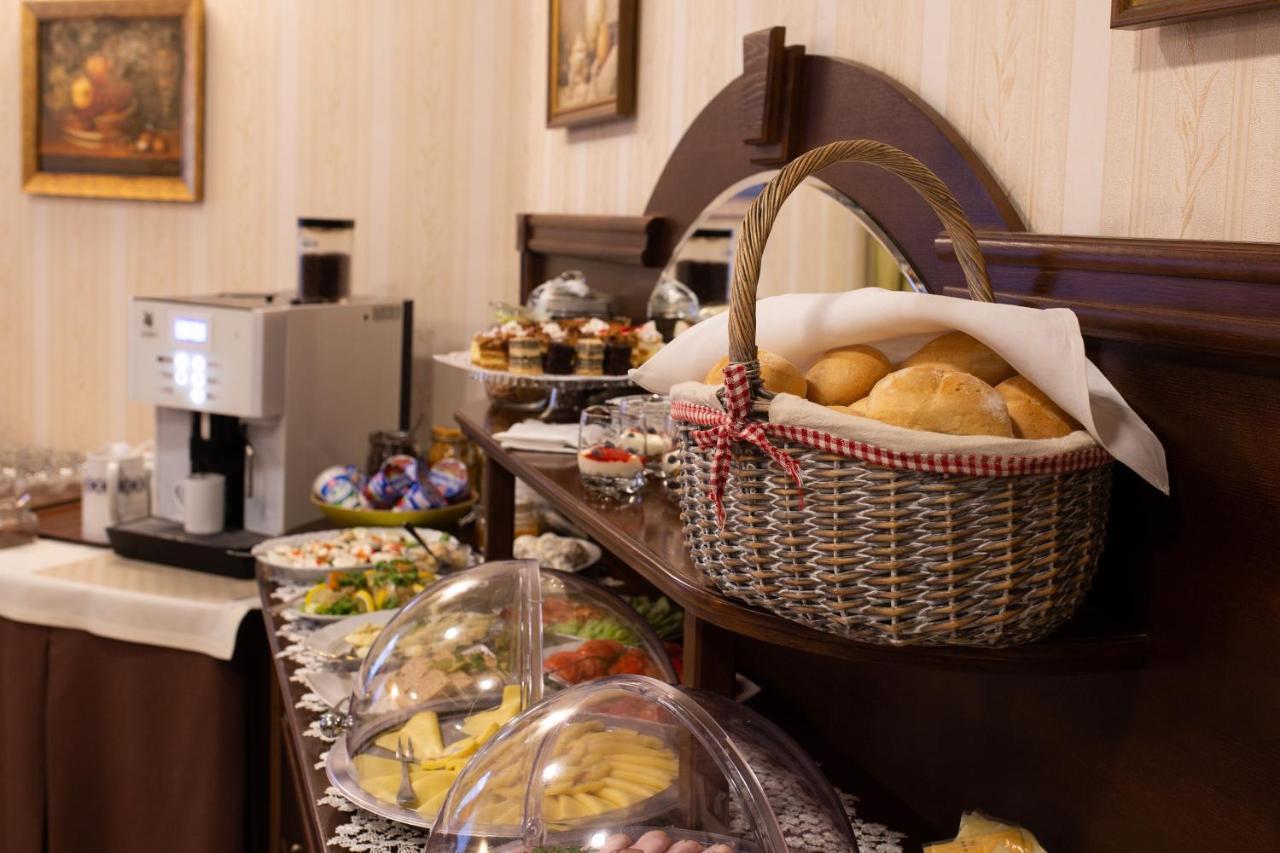 Hotel Panorama Ostrowiec Świętokrzyski المظهر الخارجي الصورة